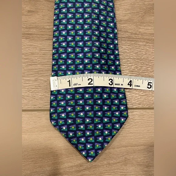 SALVATORE FERRAGAMO Star Printed 100% Silk Tie
